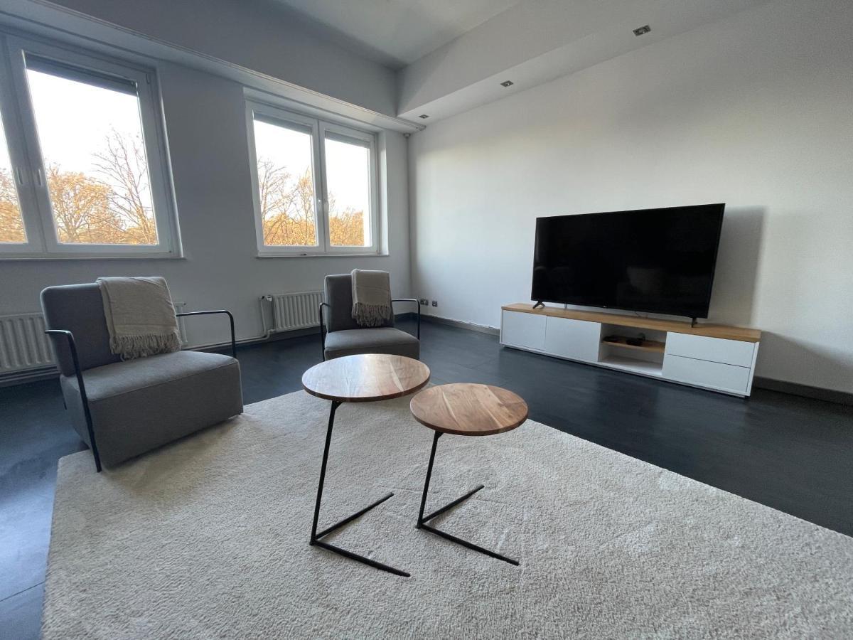 Appartamento Truretreats Design Loft Fuer 8 Personen I Riesige Kueche I Echarger I 65Z Smarttv I 150Qm Amburgo Esterno foto
