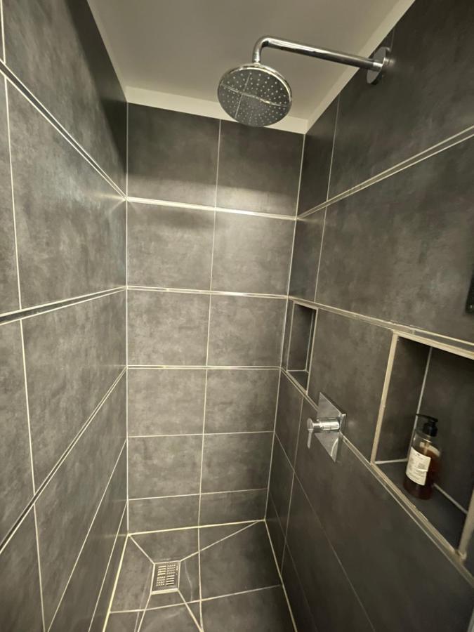 Appartamento Truretreats Design Loft Fuer 8 Personen I Riesige Kueche I Echarger I 65Z Smarttv I 150Qm Amburgo Esterno foto